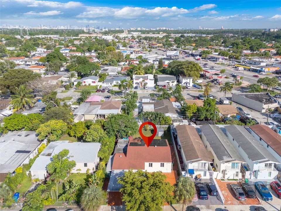 For Sale: $715,000 (5 beds, 3 baths, 1911 Square Feet)