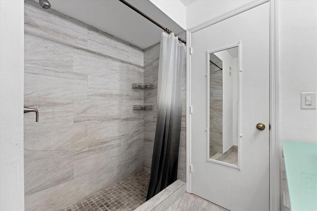 18-2264 Salerno Cir, Weston-35