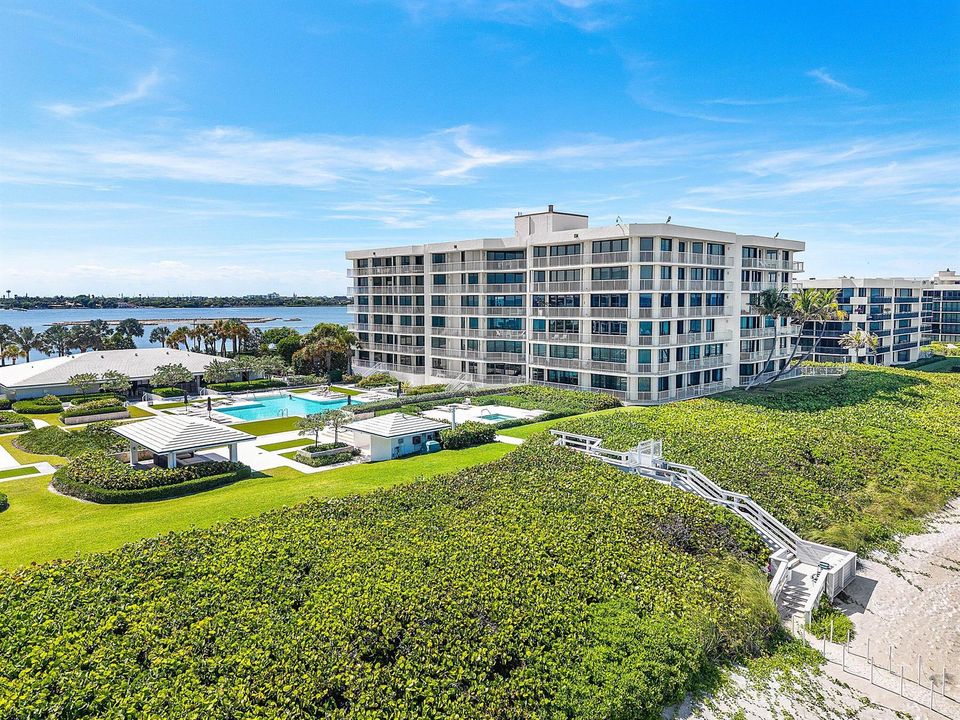 034-3170SouthOceanBoulevard-401N-PalmBea