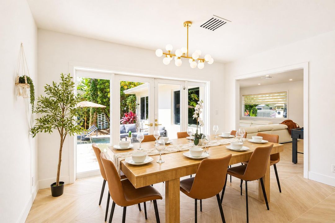 dining 3