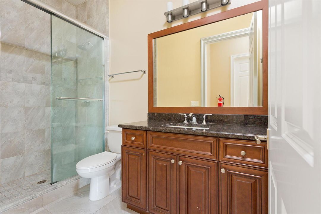 94_Barn_Bathroom1