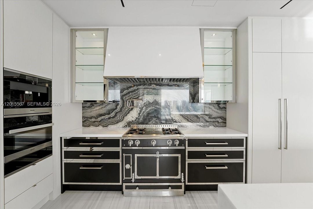 En Renta: $34,990 (3 camas, 4 baños, 2616 Pies cuadrados)