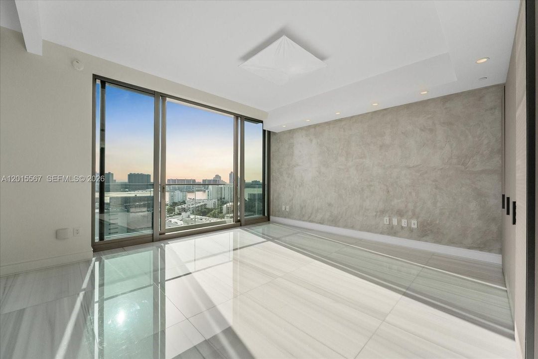 En Renta: $34,990 (3 camas, 4 baños, 2616 Pies cuadrados)