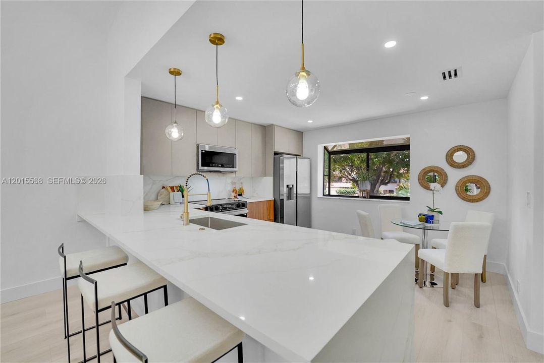 For Sale: $539,000 (3 beds, 2 baths, 1572 Square Feet)