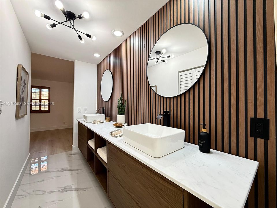 For Sale: $539,000 (3 beds, 2 baths, 1572 Square Feet)