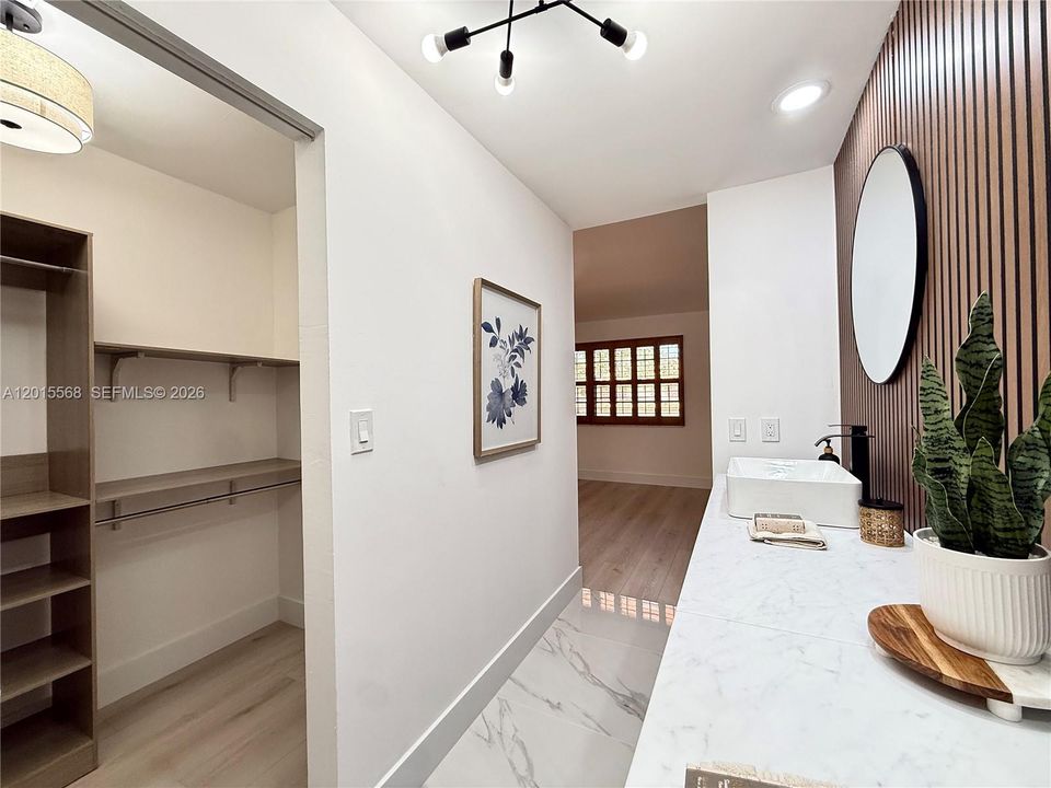 For Sale: $539,000 (3 beds, 2 baths, 1572 Square Feet)