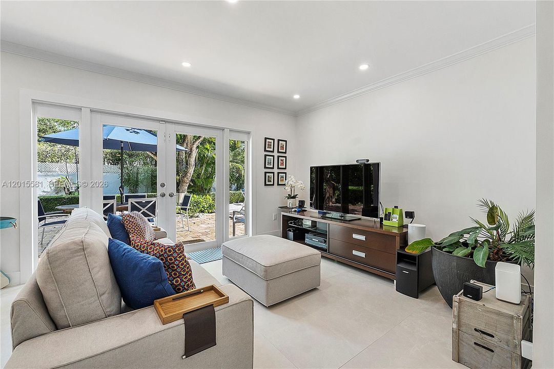 For Sale: $3,600,000 (4 beds, 3 baths, 2068 Square Feet)