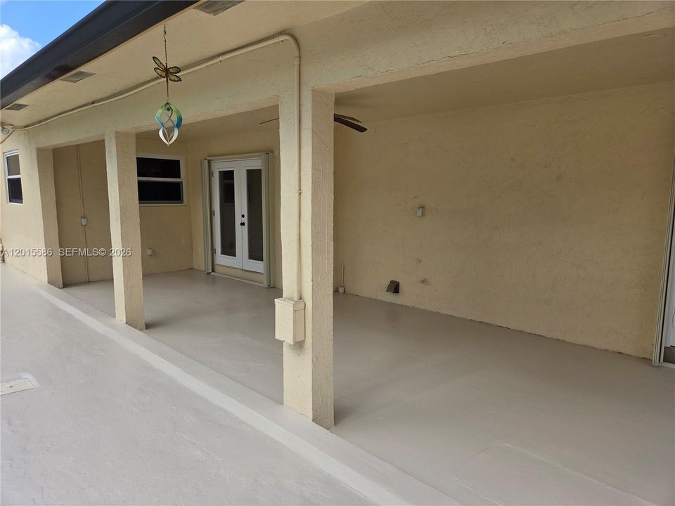 COVERED PATIO