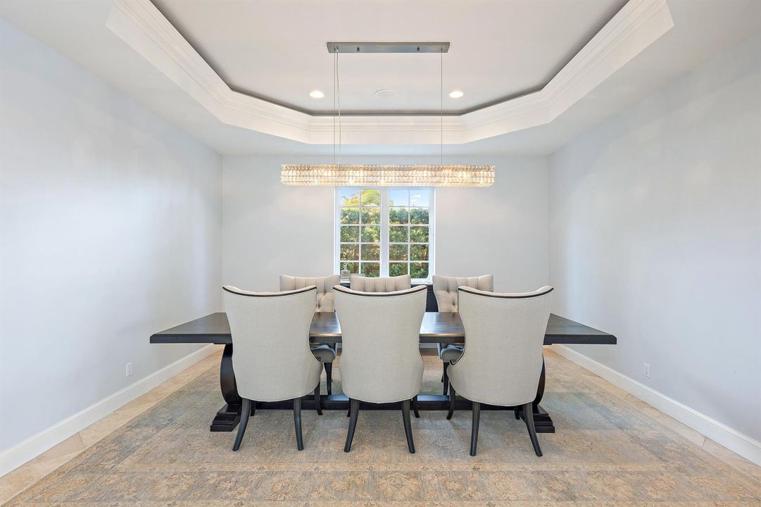 Formal Dining