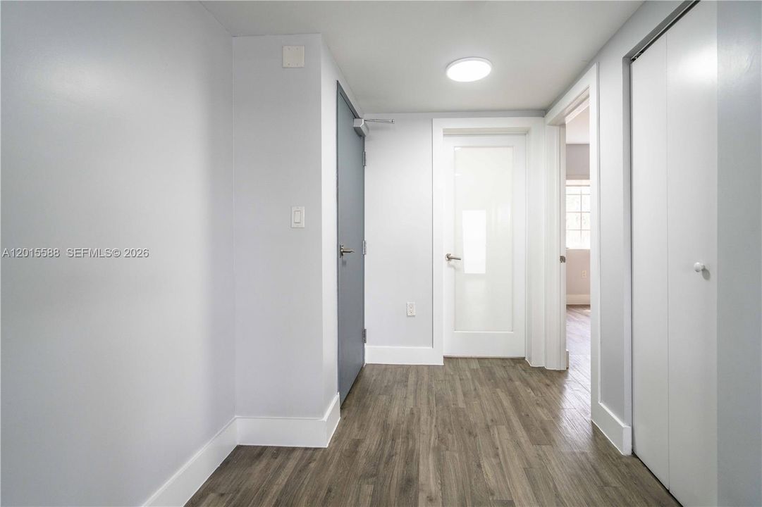 Activo con contrato: $1,950 (1 camas, 1 baños, 700 Pies cuadrados)