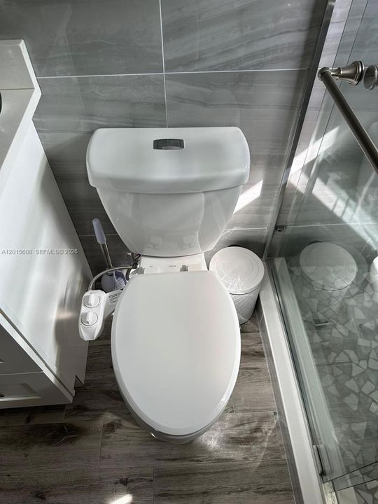 For Rent: $2,300 (2 beds, 2 baths, 1186 Square Feet)