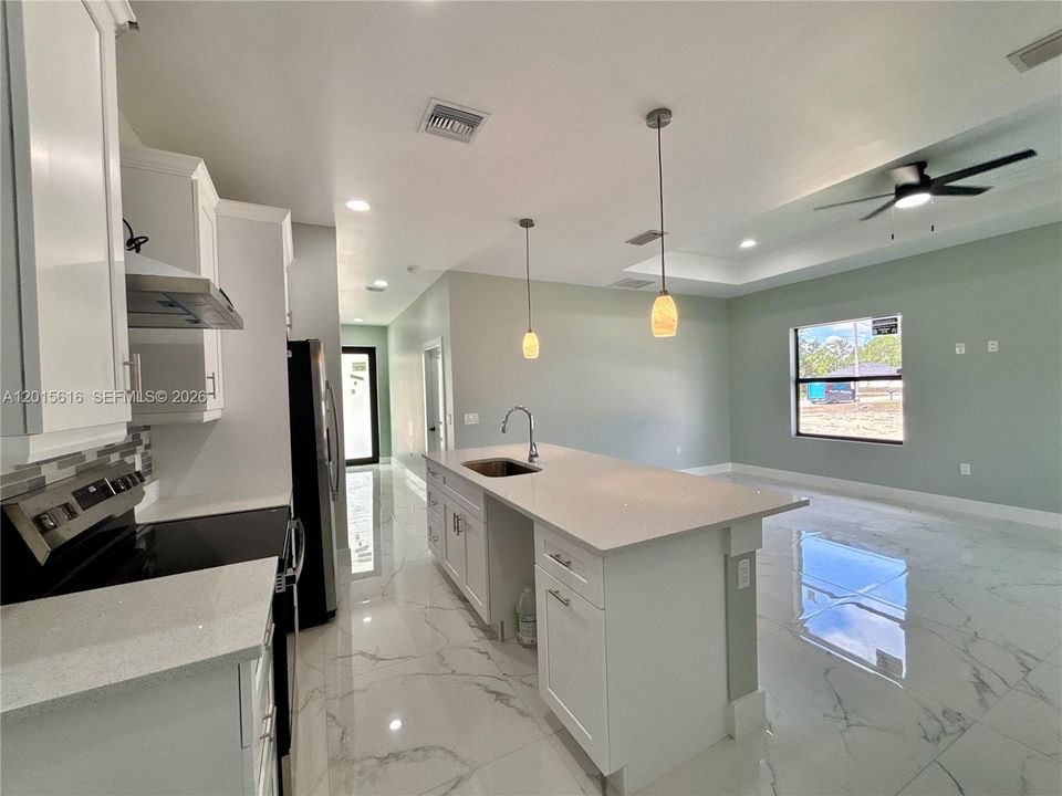 For Rent: $1,800 (3 beds, 2 baths, 1400 Square Feet)