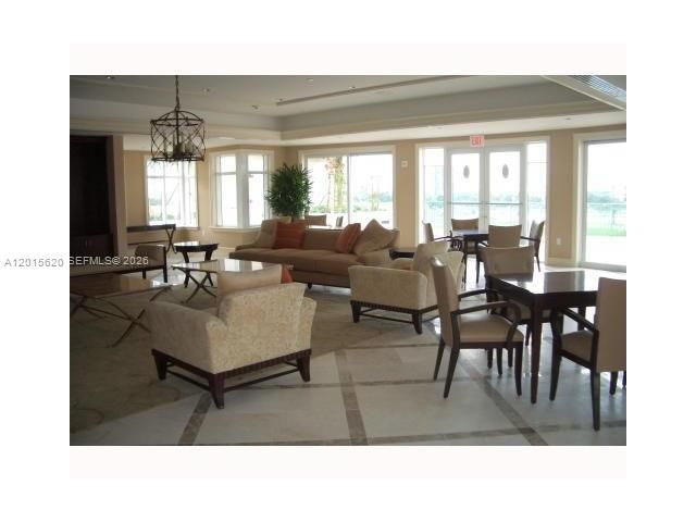For Sale: $749,000 (3 beds, 3 baths, 1702 Square Feet)