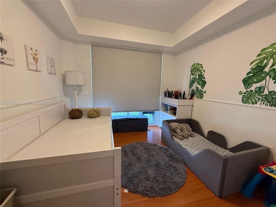For Sale: $749,000 (3 beds, 3 baths, 1702 Square Feet)