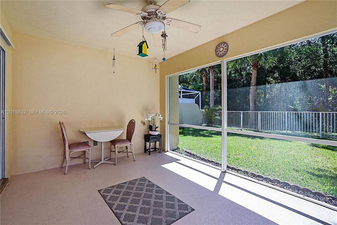For Sale: $479,000 (2 beds, 2 baths, 1528 Square Feet)