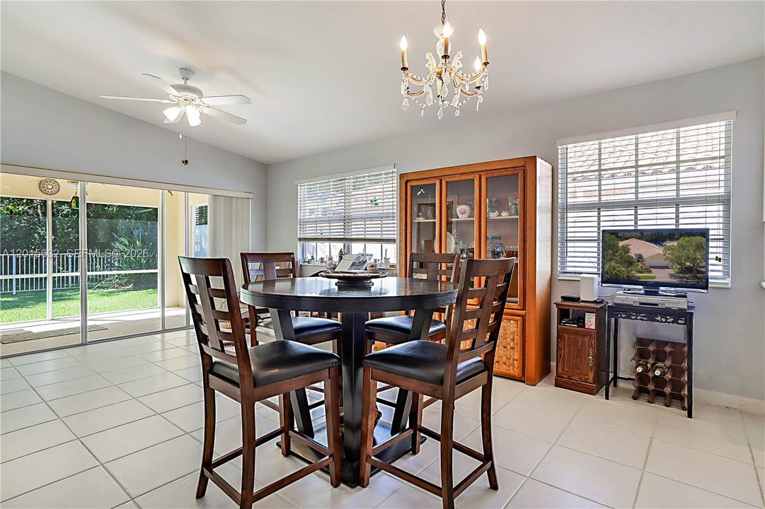 For Sale: $479,000 (2 beds, 2 baths, 1528 Square Feet)