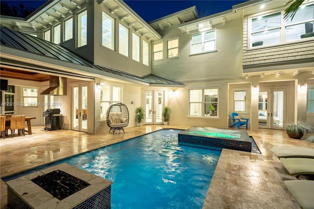 For Rent: $11,500 (6 beds, 3 baths, 3274 Square Feet)