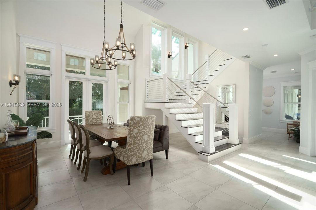 For Rent: $11,500 (6 beds, 3 baths, 3274 Square Feet)
