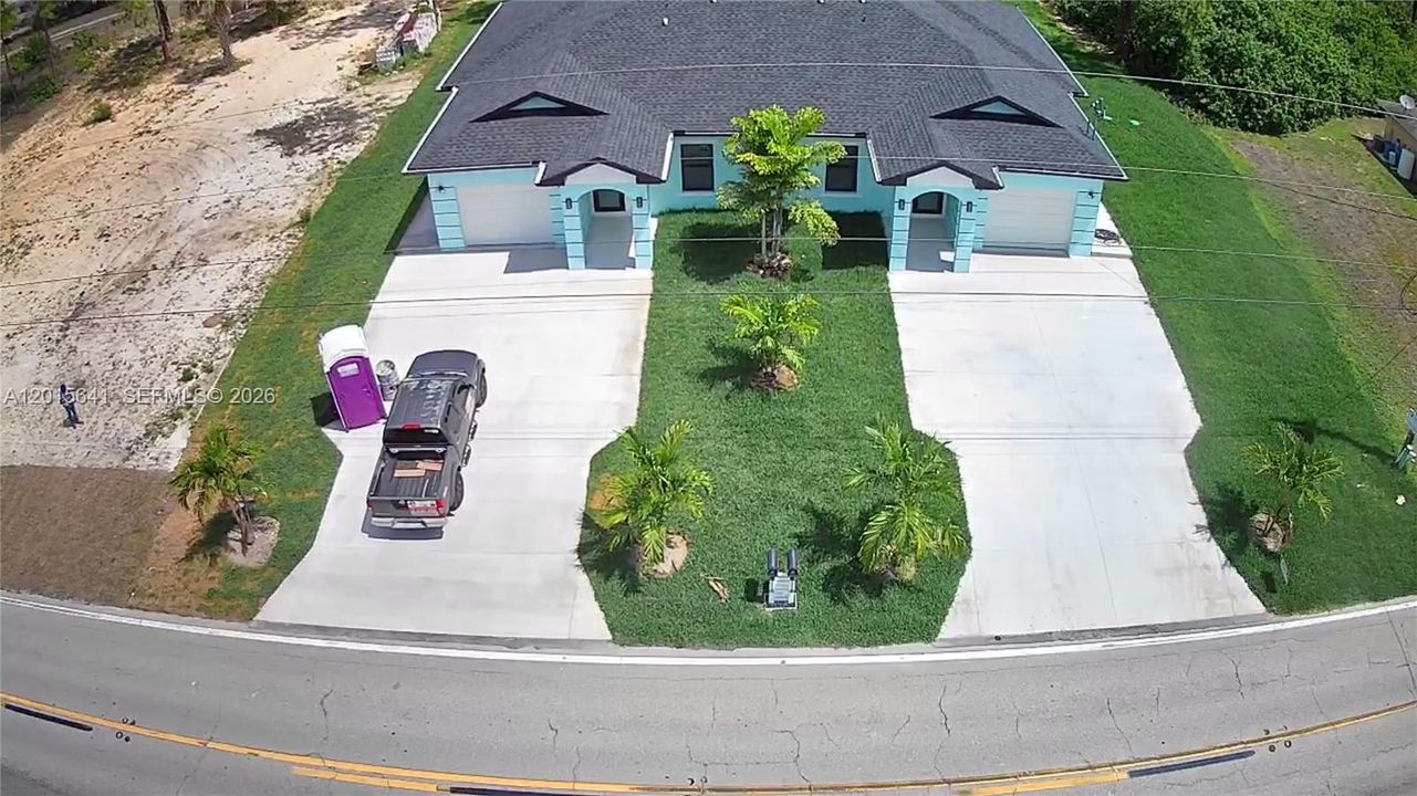 For Rent: $1,800 (3 beds, 2 baths, 1400 Square Feet)