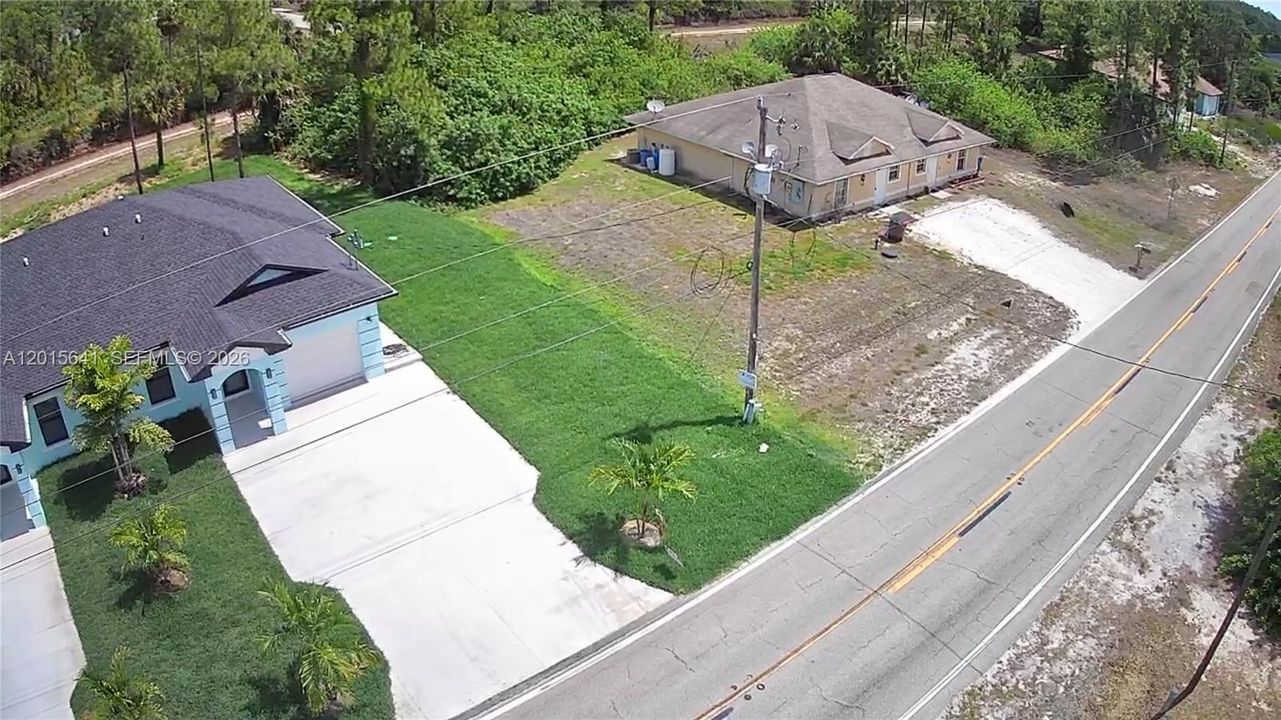 For Rent: $1,800 (3 beds, 2 baths, 1400 Square Feet)