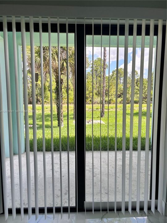 For Rent: $1,800 (3 beds, 2 baths, 1400 Square Feet)