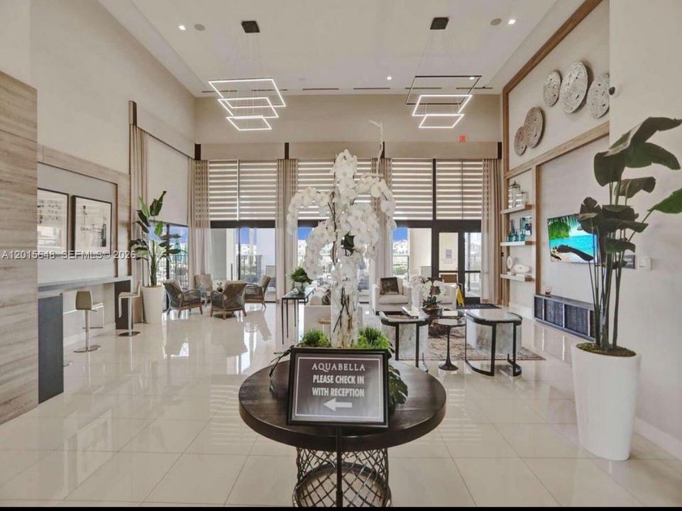 En Venta: $749,999 (4 camas, 3 baños, 2571 Pies cuadrados)