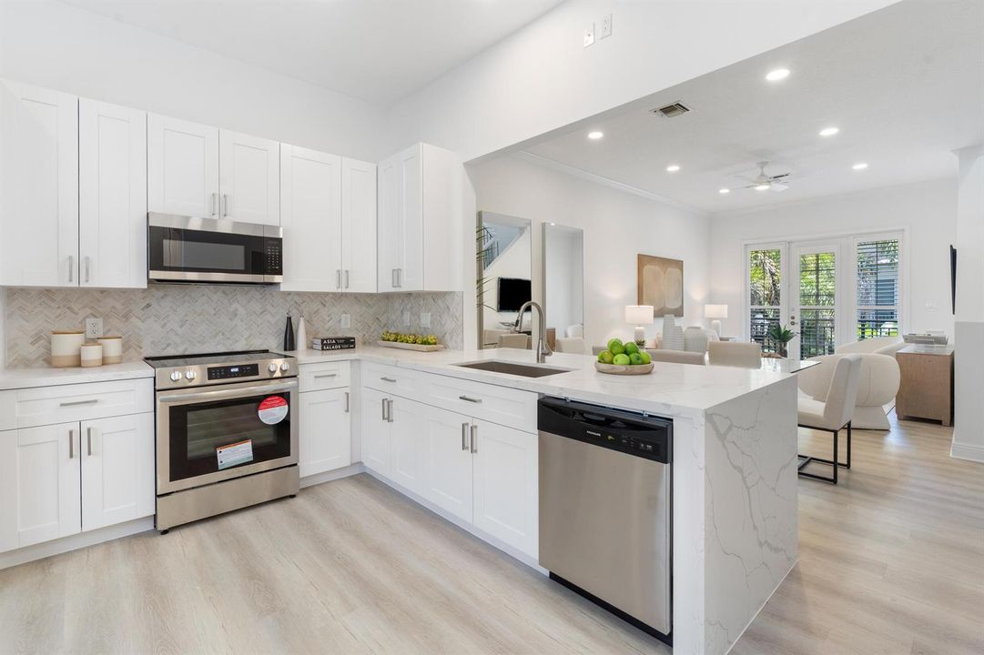 11-504 SE 7th Street #202 Ft. Lauderdale