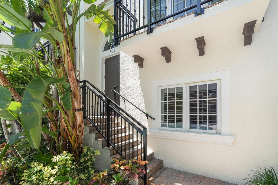 02-504 SE 7th Street #202 Ft. Lauderdale