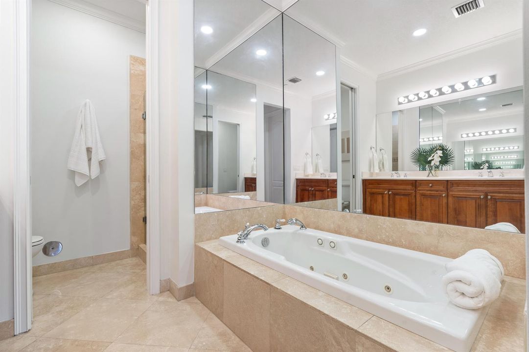 22-504 SE 7th Street #202 Ft. Lauderdale