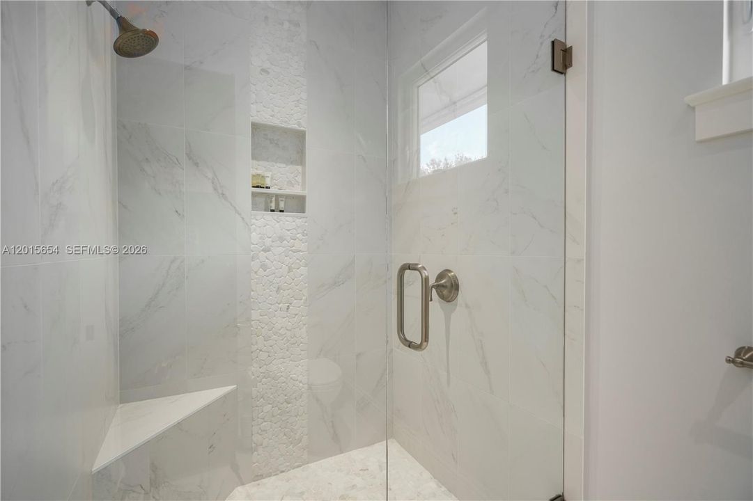 For Sale: $2,044,000 (5 beds, 3 baths, 3274 Square Feet)