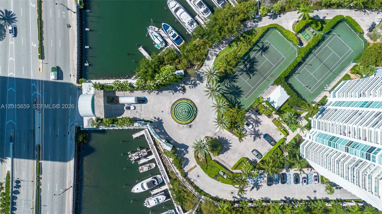 En Venta: $3,150,000 (4 camas, 4 baños, 4150 Pies cuadrados)