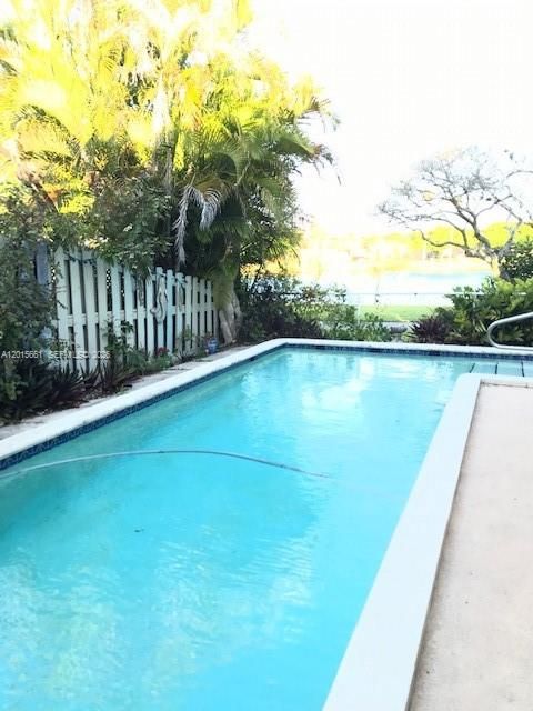 For Sale: $799,000 (4 beds, 2 baths, 2243 Square Feet)