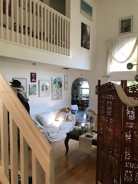 For Sale: $799,000 (4 beds, 2 baths, 2243 Square Feet)