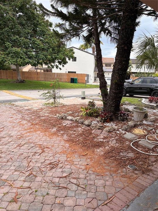 For Sale: $799,000 (4 beds, 2 baths, 2243 Square Feet)
