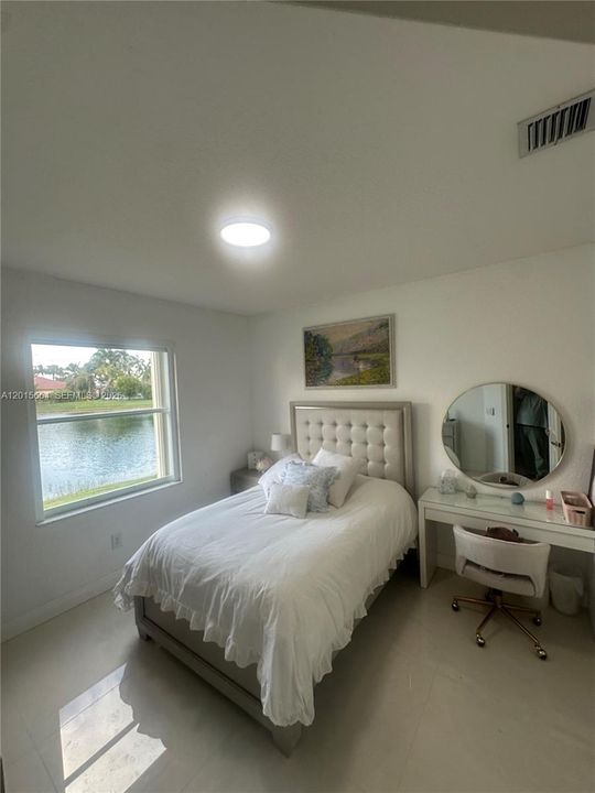 En Renta: $5,950 (5 camas, 3 baños, 2917 Pies cuadrados)