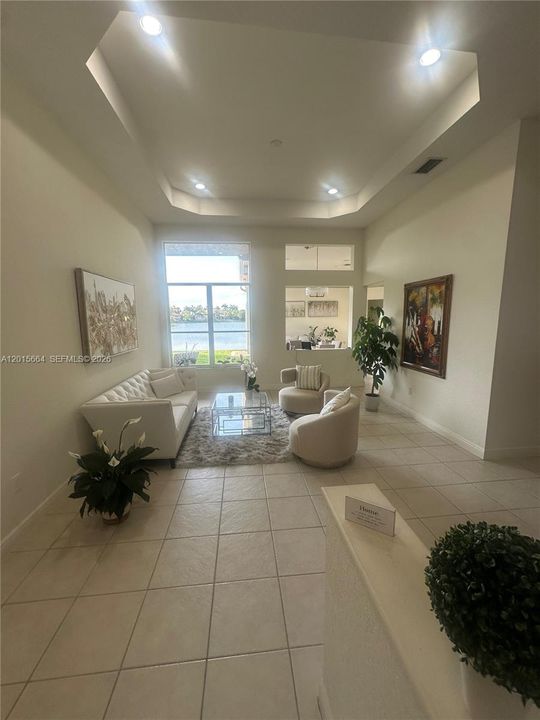 En Renta: $5,950 (5 camas, 3 baños, 2917 Pies cuadrados)