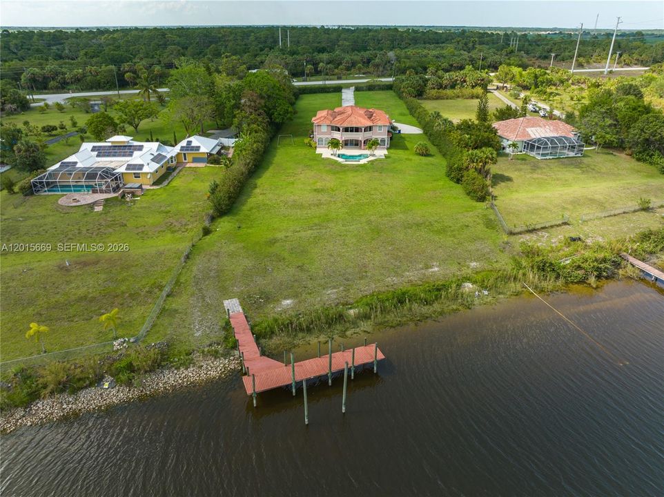 For Rent: $13,995 (9 beds, 5 baths, 4939 Square Feet)