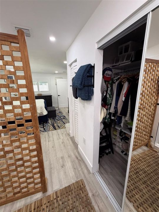En Venta: $715,000 (3 camas, 2 baños, 0 Pies cuadrados)