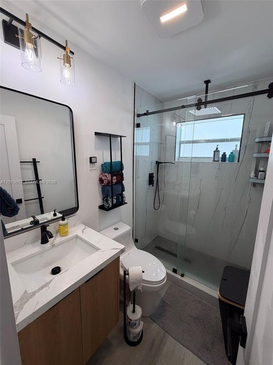 En Venta: $715,000 (3 camas, 2 baños, 0 Pies cuadrados)
