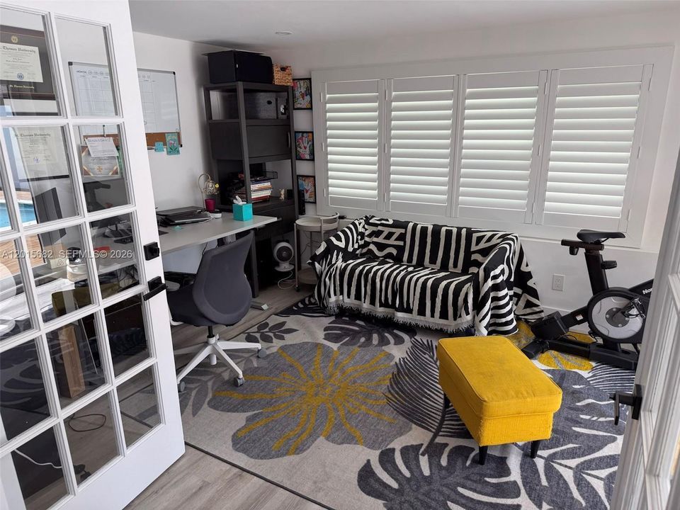 En Venta: $715,000 (3 camas, 2 baños, 0 Pies cuadrados)