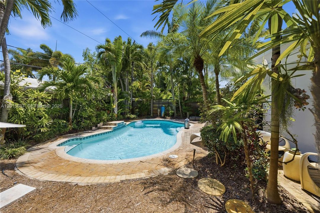 En Venta: $1,150,000 (2 camas, 2 baños, 1219 Pies cuadrados)
