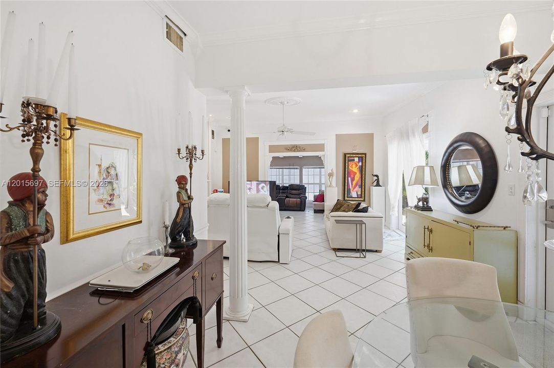 En Venta: $1,150,000 (2 camas, 2 baños, 1219 Pies cuadrados)