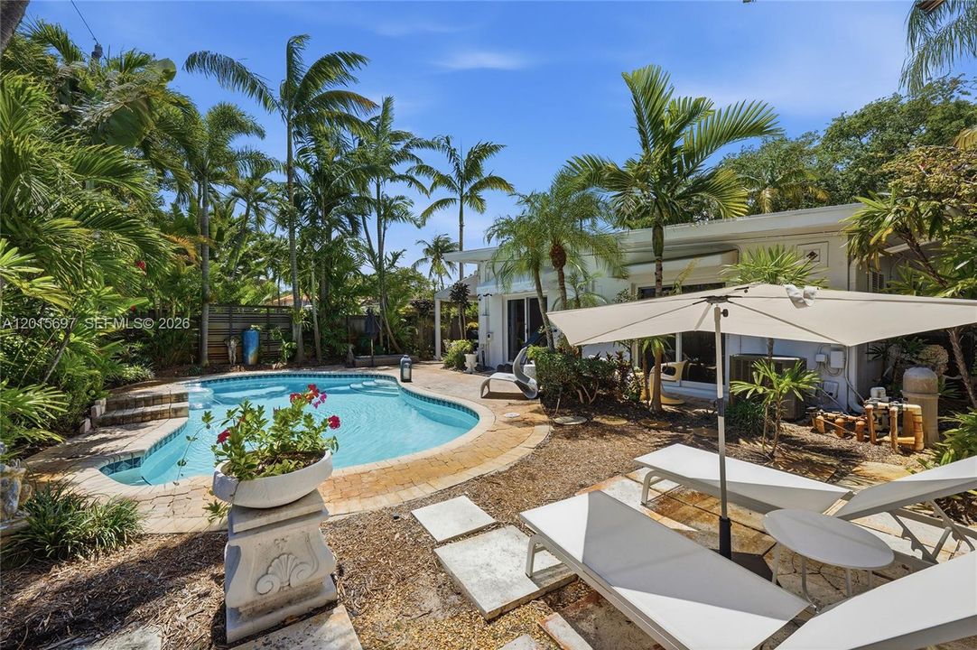 En Venta: $1,150,000 (2 camas, 2 baños, 1219 Pies cuadrados)