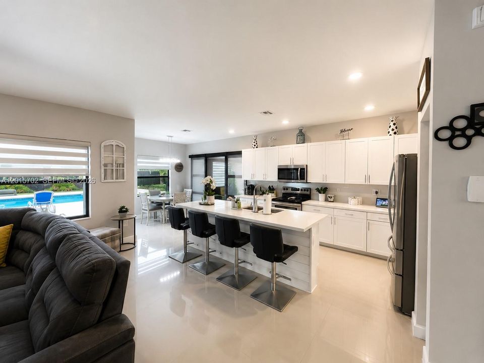 En Venta: $1,148,000 (4 camas, 3 baños, 2804 Pies cuadrados)