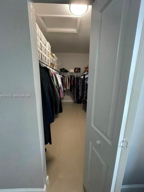 En Venta: $1,148,000 (4 camas, 3 baños, 2804 Pies cuadrados)