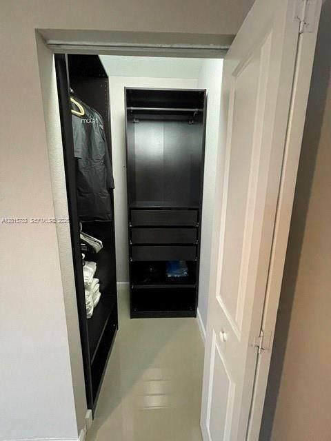 En Venta: $1,148,000 (4 camas, 3 baños, 2804 Pies cuadrados)