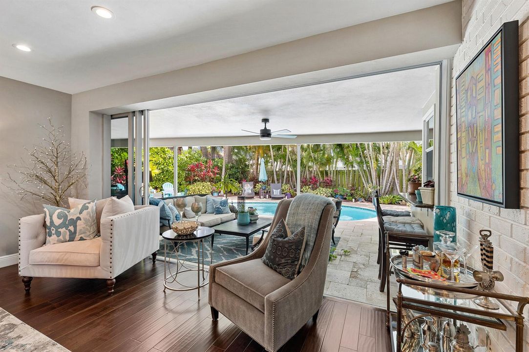 Seamless Indoor-Outdoor Living