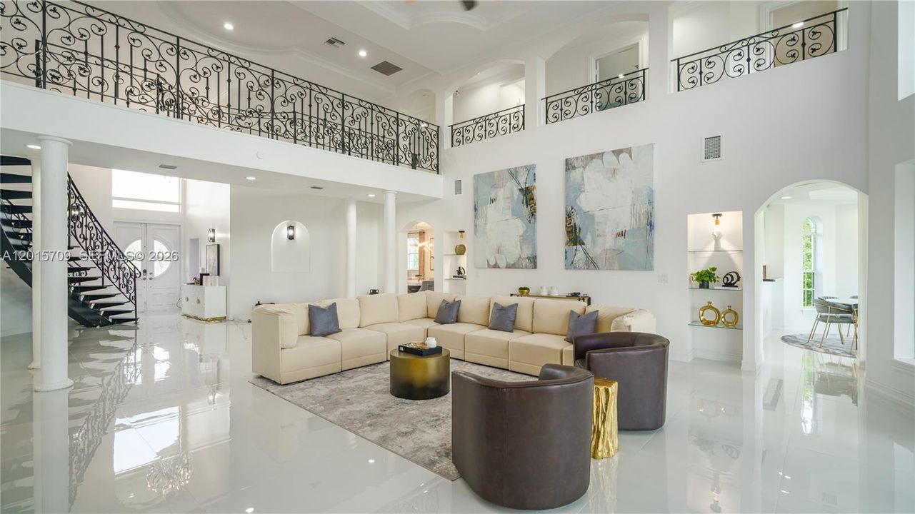 For Sale: $2,319,000 (9 beds, 5 baths, 4939 Square Feet)