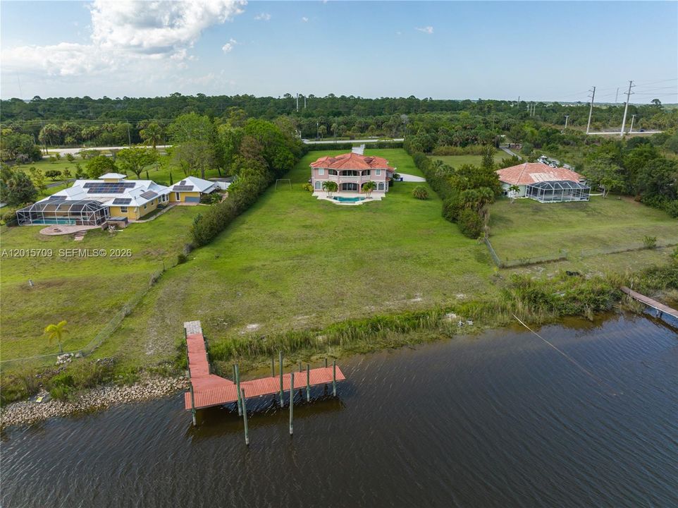 For Sale: $2,319,000 (9 beds, 5 baths, 4939 Square Feet)