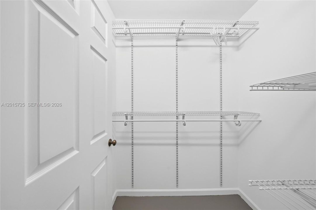 En Renta: $10,500 (3 camas, 3 baños, 2502 Pies cuadrados)